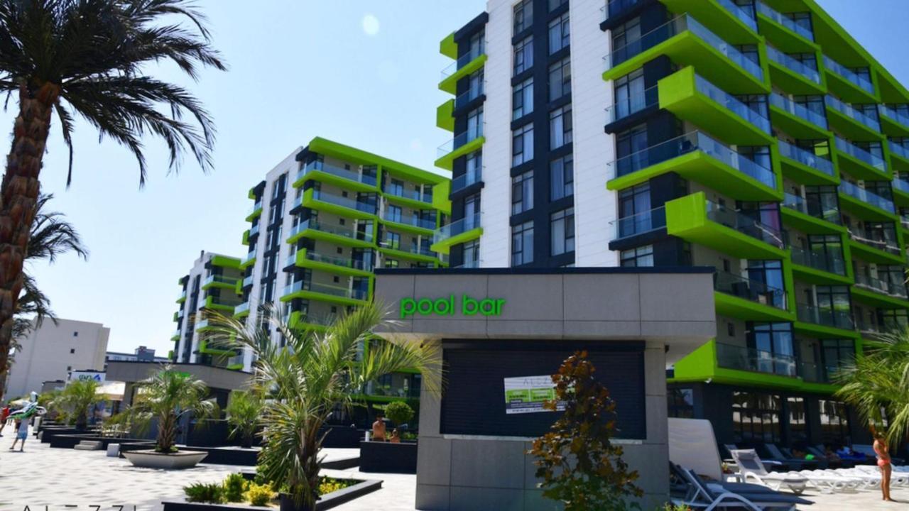 Alezzi Majestic Apartments 97 Năvodari Екстериор снимка