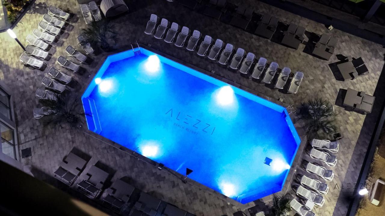 Alezzi Majestic Apartments 97 Năvodari Екстериор снимка